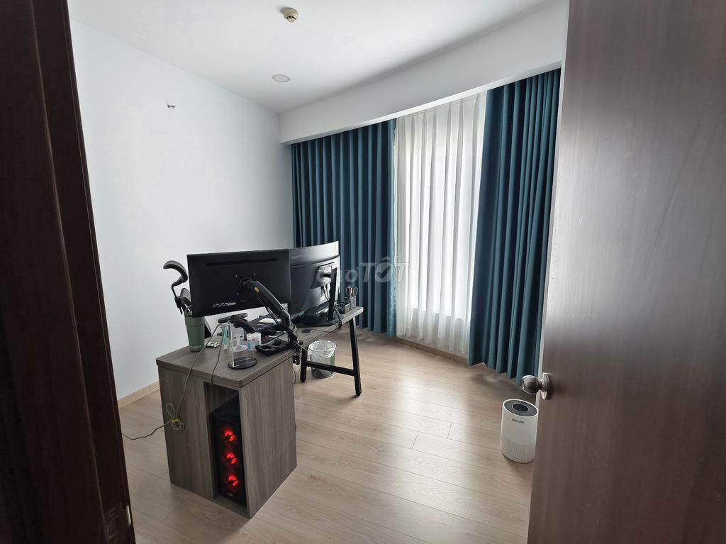 Cho thuê 2PN trong căn hộ 3PN 150m2