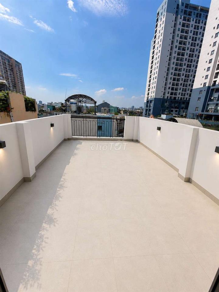 HƠN 5 TỶ, NHÀ 3 TẦNG BTCT NỞ HẬU, HẺM THÔNG LÂM VĂN BỀN NHÀ MỚI Ở NGAY