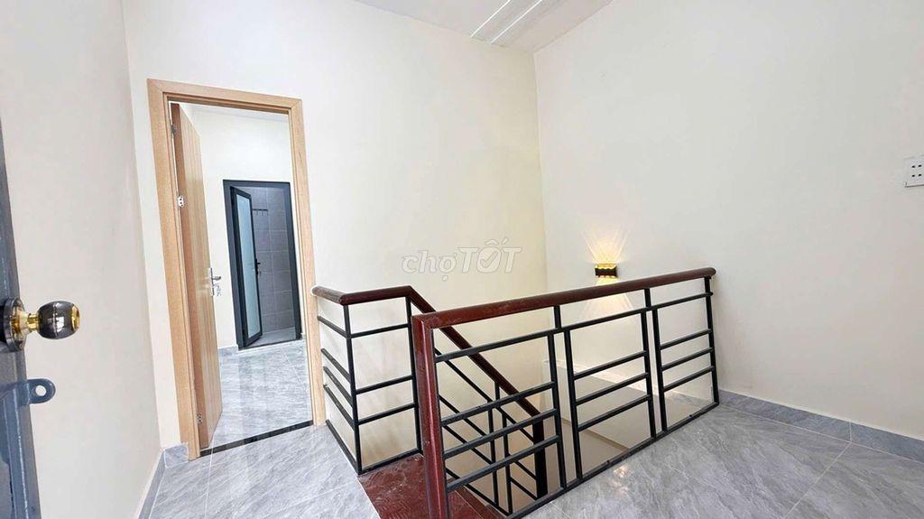 HƠN 4 TỶ NHÀ 3 TẦNG HẺM XE HƠI THÔNG HUỲNH TẤN PHÁT, Ở CHO THUÊ KD TỐT