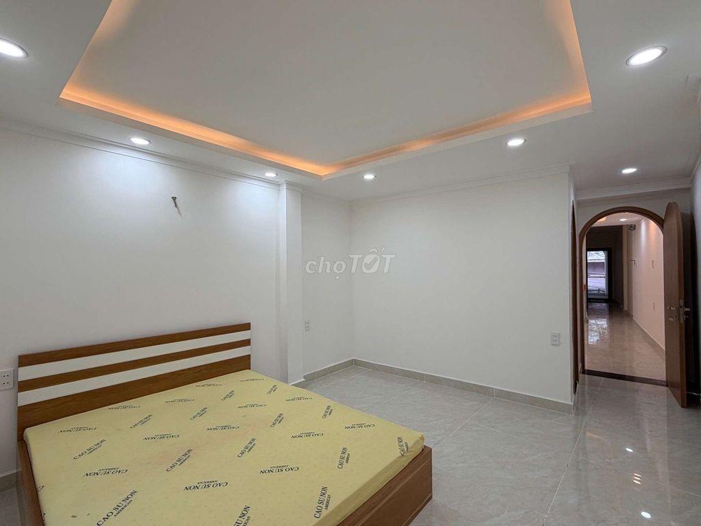NHỈNH 8🧄 NHÀ 2 TẦNG MỚI Ở NGAY SÁT MẶT TIỀN TRÁNH XE HƠI KCX TÂN THUẬN