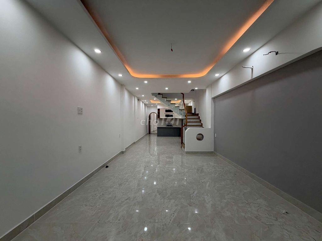 NHỈNH 8🧄 NHÀ 2 TẦNG MỚI Ở NGAY SÁT MẶT TIỀN TRÁNH XE HƠI KCX TÂN THUẬN