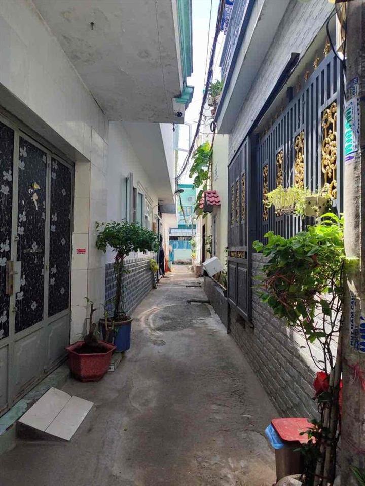 Bán nhà hẻm 994 HTP