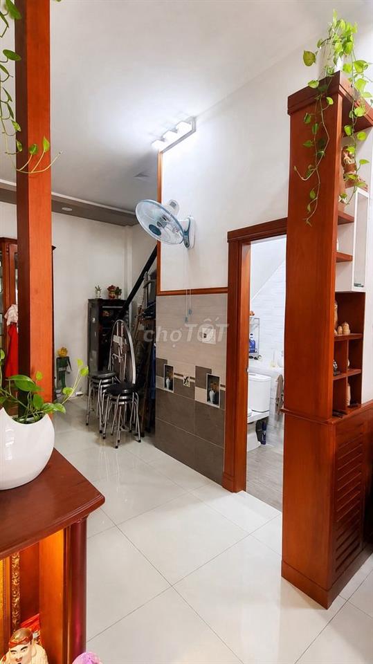 Nhà đẹp Phú Thuận Q7, 4x12m, hẻm ô tô thông, ở và KD tốt
