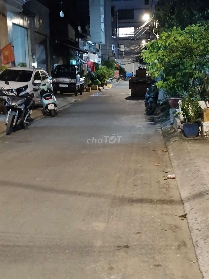GẤP BÁN NHÀ Q7, 4 X 15M², 3PN, Gần Đường Nguyễn Thị Thập Q7.