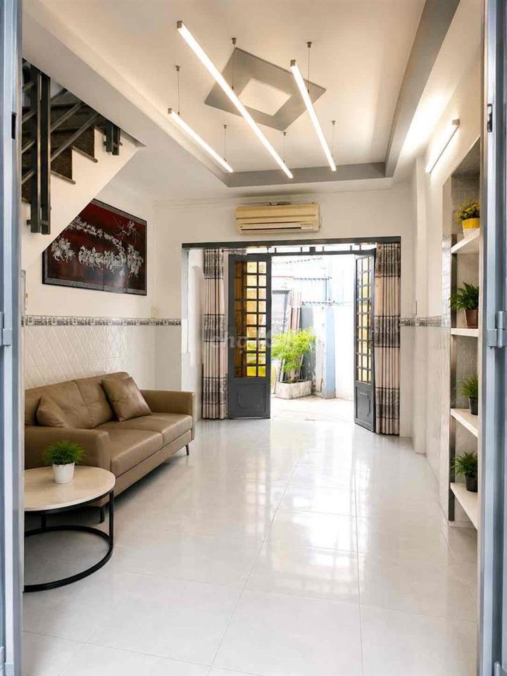🔥 NHÀ 2 TẦNG( 50M²) – NGAY KHU NAM LONG QUẬN 7 – CHỈ 4,25 TỶ 🔥