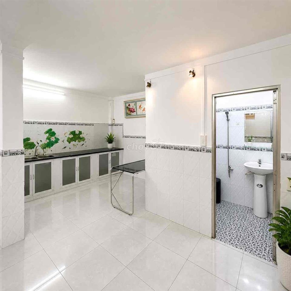 🔥 NHÀ 2 TẦNG( 50M²) – NGAY KHU NAM LONG QUẬN 7 – CHỈ 4,25 TỶ 🔥