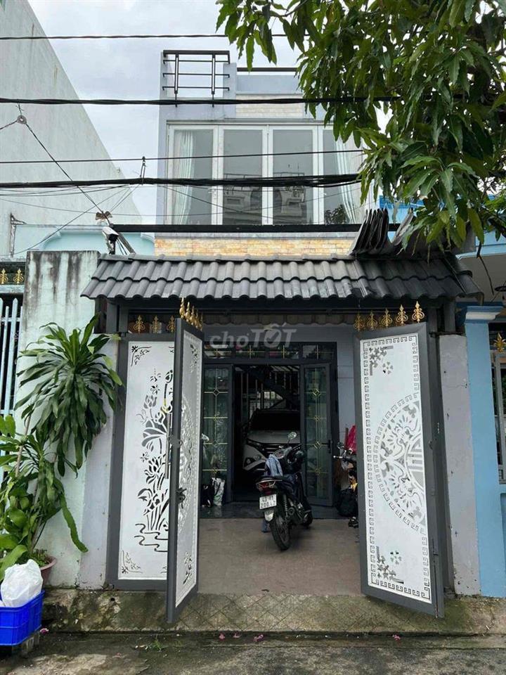 🔥NHÀ 3 TẦNG,ĐƯỜNG NHỰA 6M ,XE HƠI NGỦ TRONG NHÀ,GIÁP QUẬN 7
