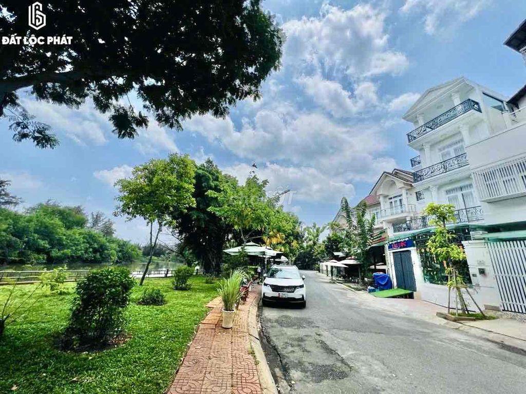 51.5 Tỷ Biệt Thự đơn lập Khu Tân Quy Đông Q7  View trực diện sông, khu