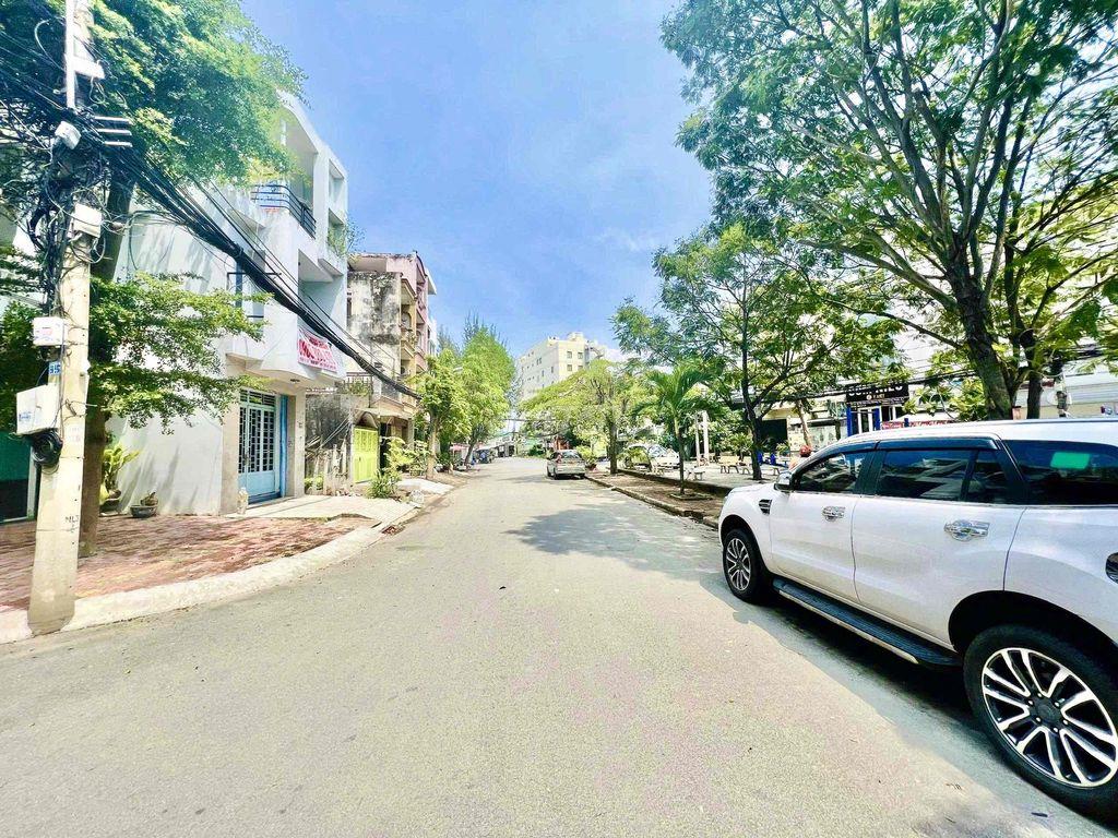 18.5 Tỷ Căn Góc 2 Mặt Tiền View Công Viên Khu Nam Long, P. Phú Thuận