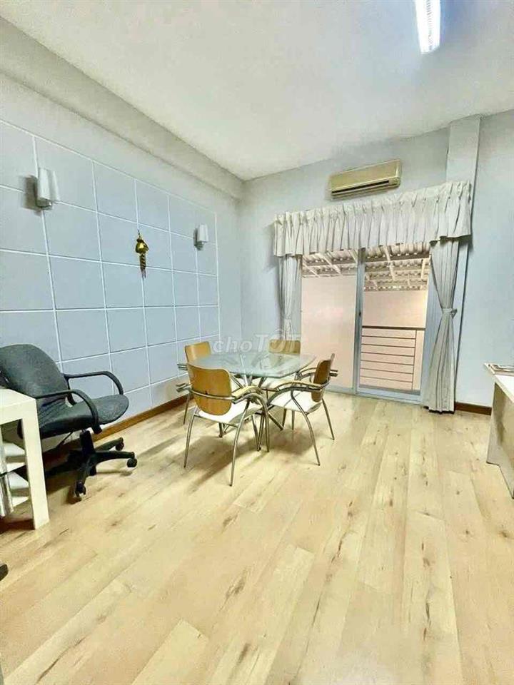 10.5 Tỷ Nhà Mặt Tiền Phường Phú Thuận, Quận 7 - Ngang 5 x 17m, khu dân