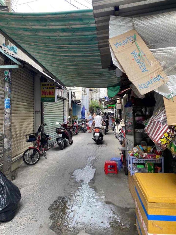 NHÀ NHỎ SHR- HẺM XE HƠI