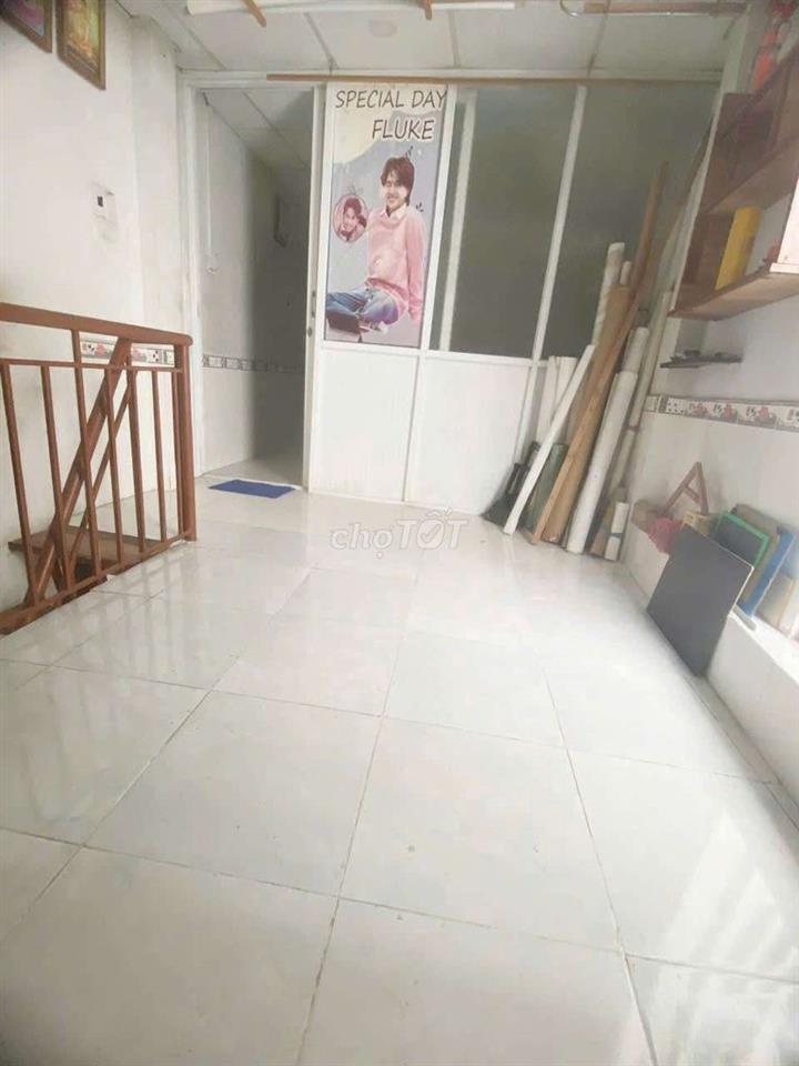 đang cần bán gấp nhà hẻm 1 1 3 5 Phú Thuận quận 7