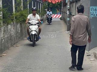 đang cần bán gấp nhà hẻm 1 1 3 5 Phú Thuận quận 7