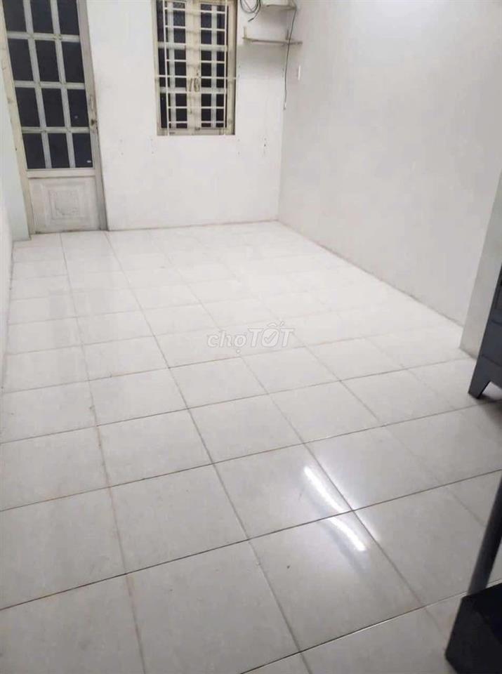 bán nhà hẻm 160 đường Nguyễn Văn Quỳ phường Phú Thuận quận 7