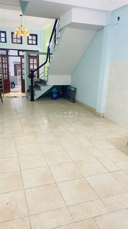 Vị trí đẹp, hẻm 1sec, cách đường lớn 20m ngay nhà thờ Thuận Phát