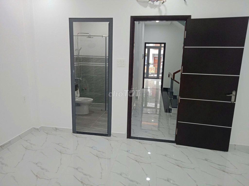 Nhà 5x20 xd 6 Tầng 1 Hầm 1 trệt 3 lầu ST 6PN 8WC đường số Tân Quy