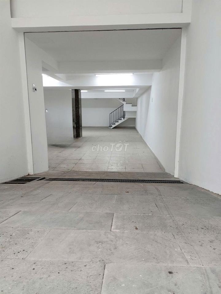 Nhà 5x20 xd 6 Tầng 1 Hầm 1 trệt 3 lầu ST 6PN 8WC đường số Tân Quy