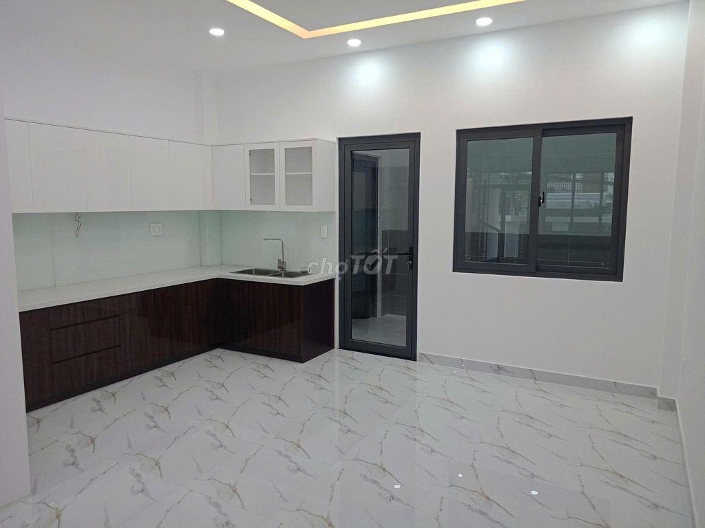 Nhà 5x20 xd 6 Tầng 1 Hầm 1 trệt 3 lầu ST 6PN 8WC đường số Tân Quy