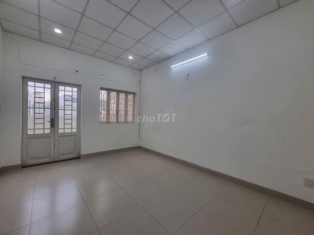 Mặt tiền kinh doanh Nguyễn thị thập 4x20 1lau 3pn 2wc trệt trống suốt
