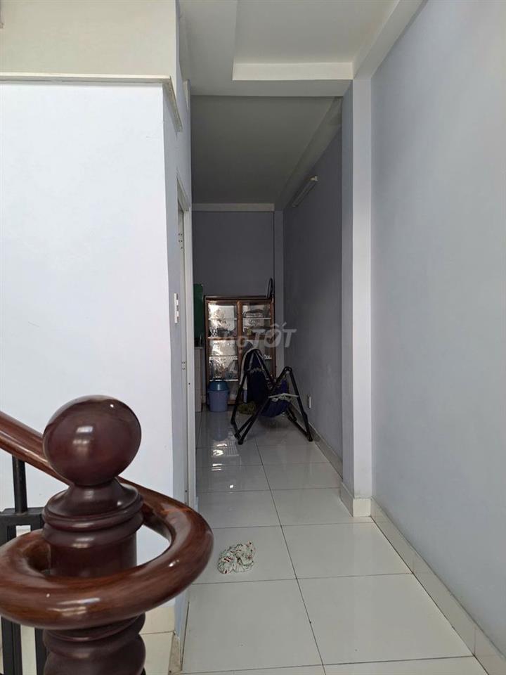 Nhà 4x10 4 Tầng 5pn 3wc nội thất cơ bản ngay chợ Tân Mỹ Q7