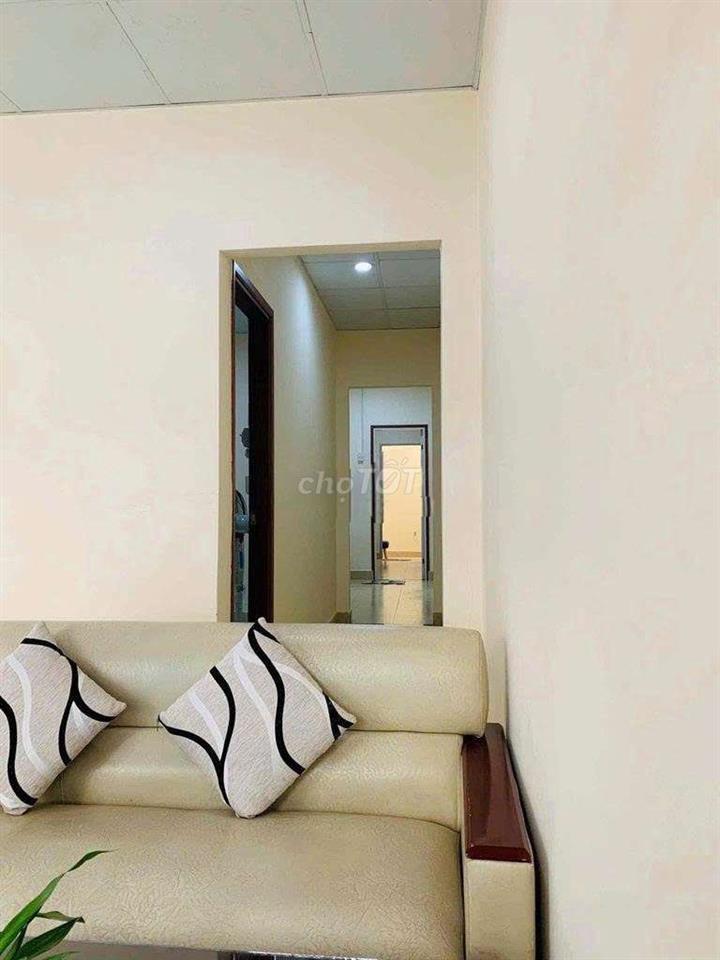 Nhà cấp 4 DT 5X20m HXH ĐS LÂM VĂN BỀN, Tân Thuận Tây, Q7