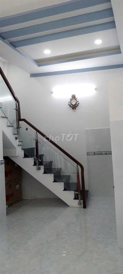 Nhà hẻm Trần Xuân Soạn 2pn 2wc 2 máy lạnh nhà mới chưa qua sử dụng