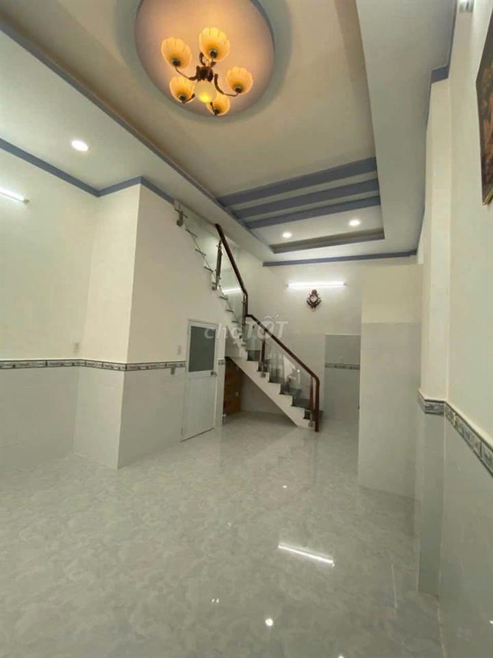 Nhà hẻm Trần Xuân Soạn 2pn 2wc 2 máy lạnh nhà mới chưa qua sử dụng