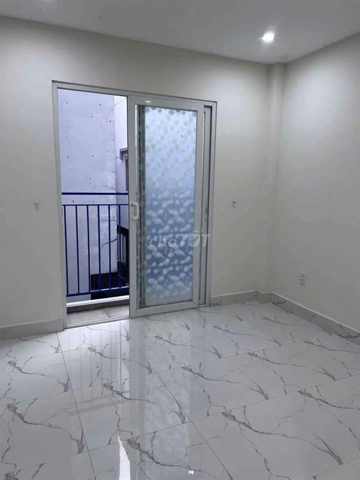 Nhà HXH 180 bùi văn ba 4 tầng căn góc thoáng mát