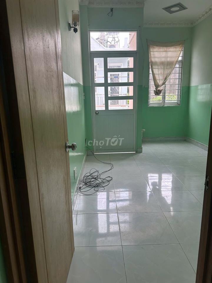 Nhà hẻm 2581 HTP NHÀ BÈ 4pn 3wc nhà trống vào ở ngay
