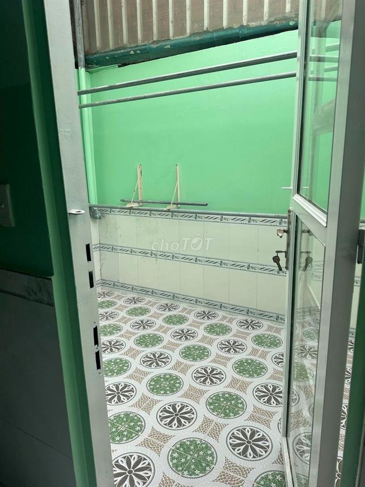 Nhà hẻm 2581 HTP NHÀ BÈ 4pn 3wc nhà trống vào ở ngay