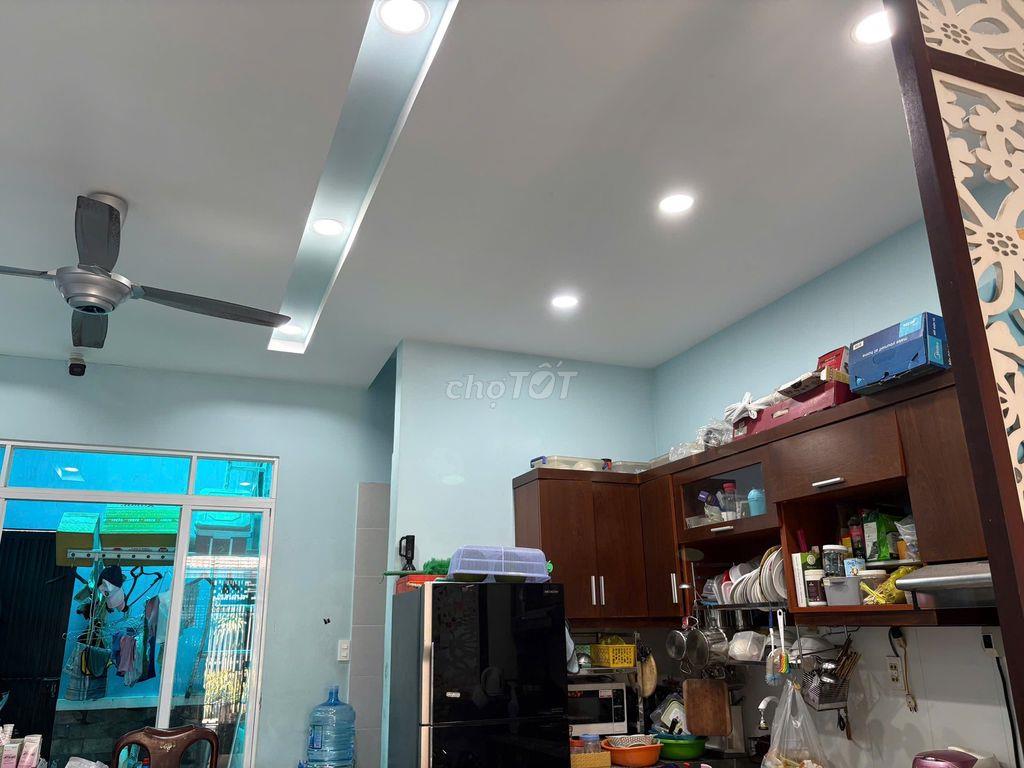 BÁN NHÀ QUẬN 7- PHƯỜNG PHÚ THUẬN- SÁT PMH