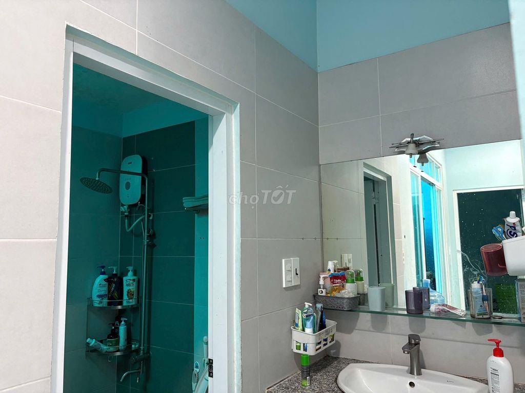 BÁN NHÀ QUẬN 7- PHƯỜNG PHÚ THUẬN- SÁT PMH