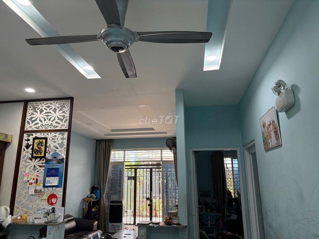 BÁN NHÀ QUẬN 7- PHƯỜNG PHÚ THUẬN- SÁT PMH