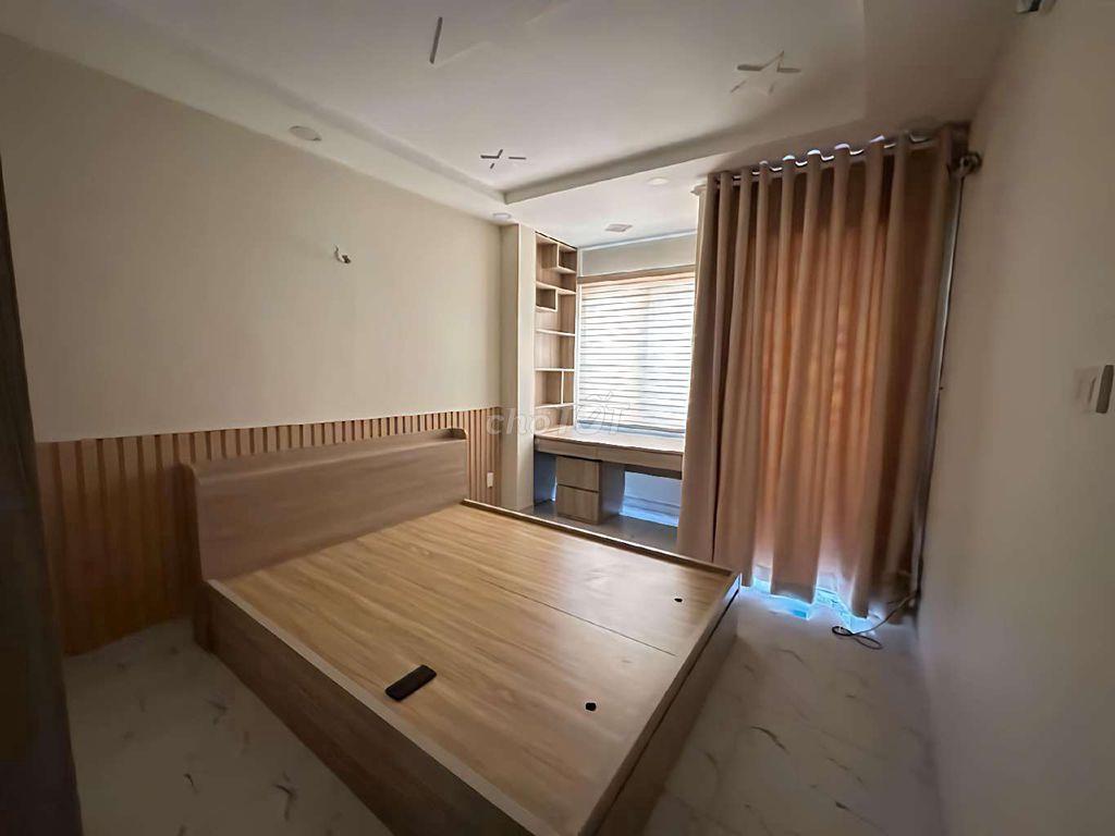 BÁN NHÀ NGUYỄN THỊ XIẾU, KẾ ECO GREEN NGAY CẦU TÂN THUẬN, 3 TẦNG