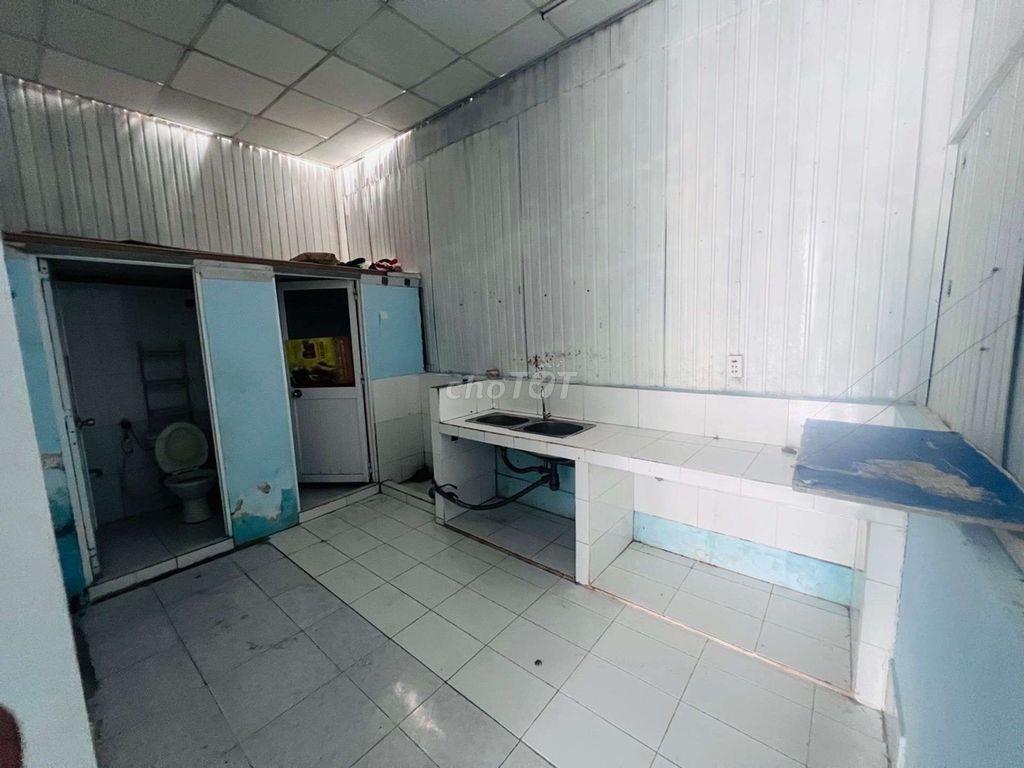 BÁN NHÀ CẤP 4, HXH , DT RỘNG , VỊ TRÍ ĐẸP THÔNG THOÁNG