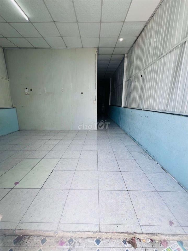 BÁN NHÀ CẤP 4, HXH , DT RỘNG , VỊ TRÍ ĐẸP THÔNG THOÁNG
