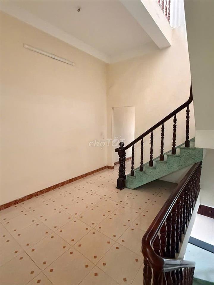 Bán đất tặng nhà 3 tầng, mặt tiền kinh doanh, tiện xây building 9tầng