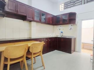 Cho thuê phòng trọ 32m2 đường Phú Thuận, Quận 7, giá 5tr4
