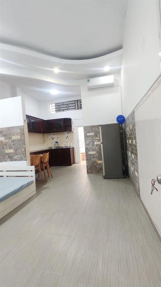 Cho thuê phòng trọ 32m2 đường Phú Thuận, Quận 7, giá 5tr4
