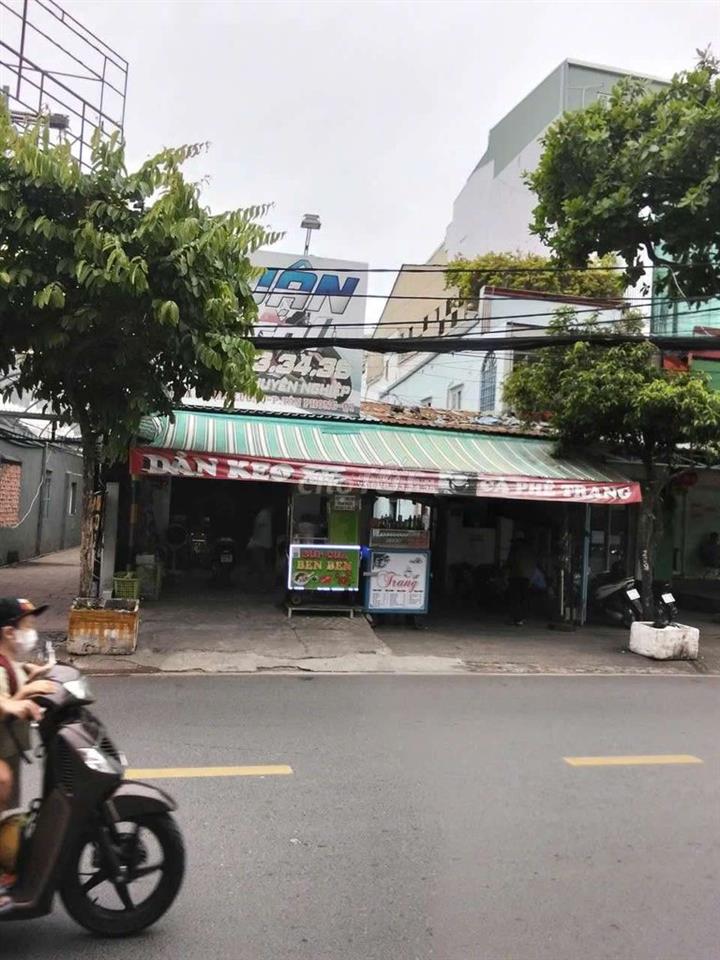 🏡 NHÀ CẤP 4 VỊ TRÍ VÀNG – NGAY NGÃ TƯ LÊ VĂN LƯƠNG & NG. THỊ THẬP Q.7