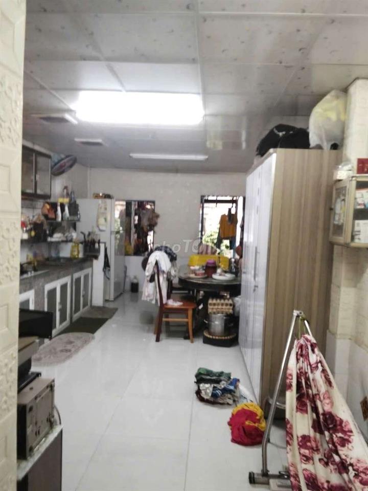 🏡 NHÀ CẤP 4 VỊ TRÍ VÀNG – NGAY NGÃ TƯ LÊ VĂN LƯƠNG & NG. THỊ THẬP Q.7