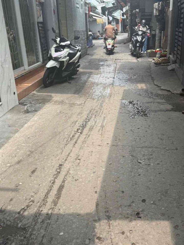 bán nhà 861/37 trần xuân soạn tân hưng