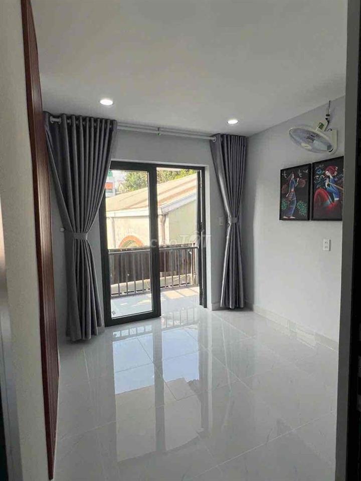 mình chính chủ cần bán căn nhà hẻm 994 huỳnh Tấn Phát