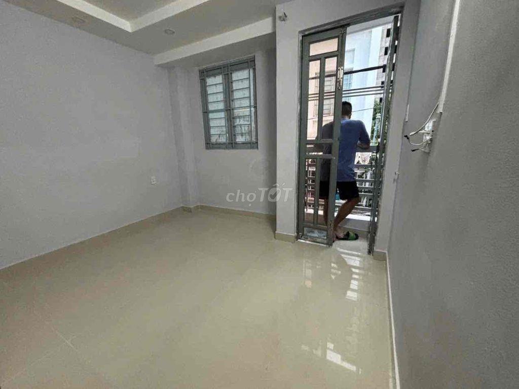 mình chính chủ cần bán căn nhà hẻm 994 huỳnh Tấn Phát