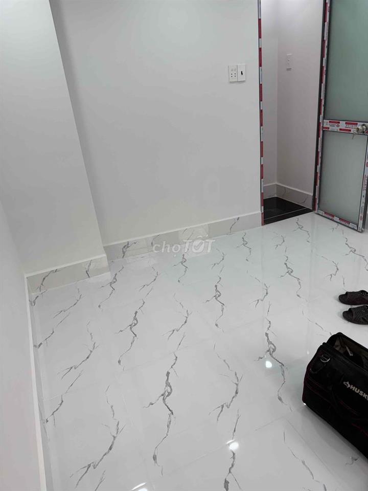 mình chính chủ cần bán căn nhà hẻm 994 huỳnh tấn phát