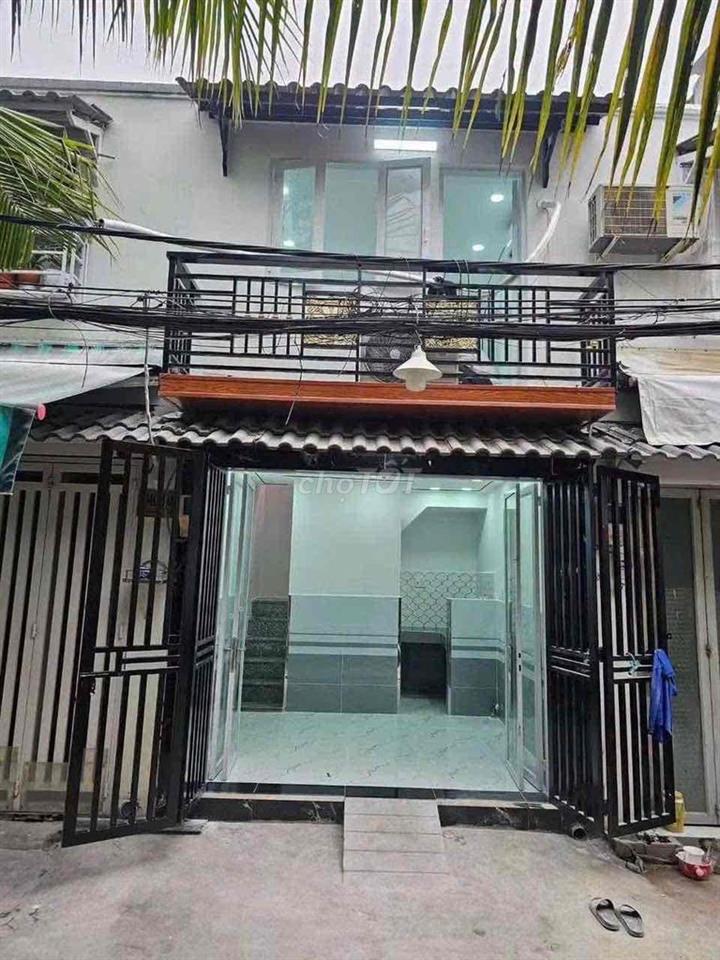 mình chính chủ cần bán căn nhà hẻm 994 huỳnh tấn phát