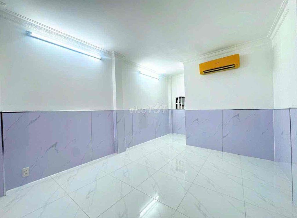 nhà 3 tầng hẽm ôtô 7chổ thông thoáng