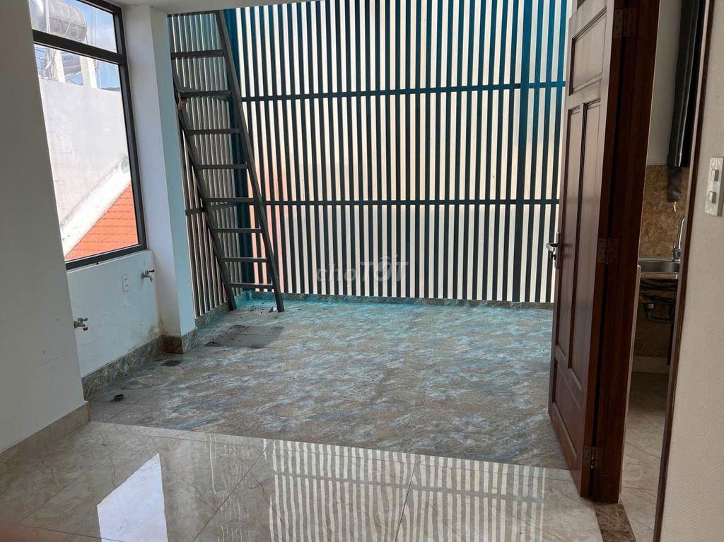 CHO THUÊ NHÀ PHỐ CÓ THANG MÁY- 35 TRIỆU/THÁNG - KDC NAM LONG PHÚ THUẬN