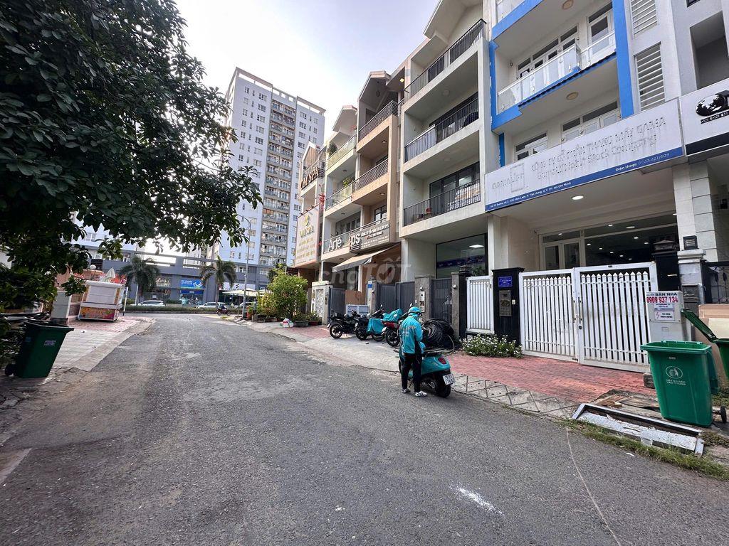 CHO THUÊ NHÀ PHỐ KDC HIM LAM - 45 TRIỆU/THÁNG 