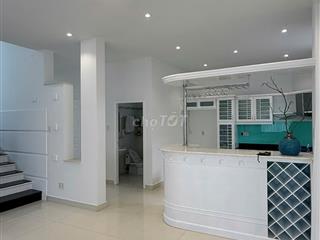 Biệt thự Sadeco diện tích 300m2 cực rộng  –giá thuê chỉ 40 triệu/tháng